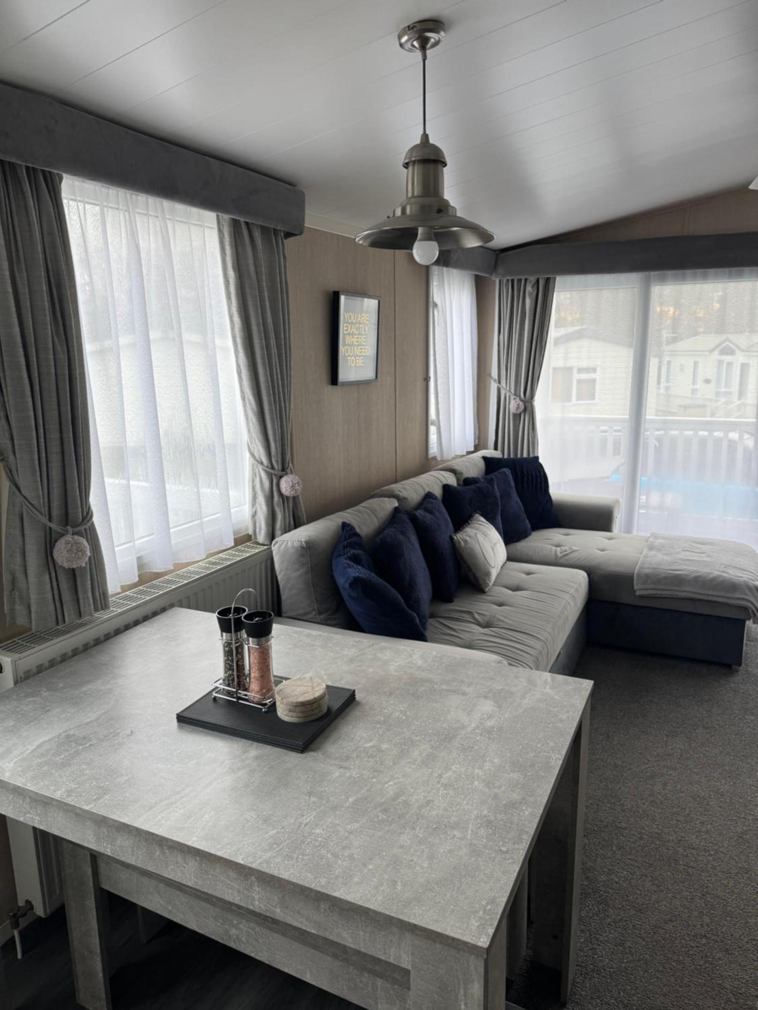 Silver Birch Retreat - Percy Woods Country Retreat With 18 Hole Free Golf 안윅 외부 사진